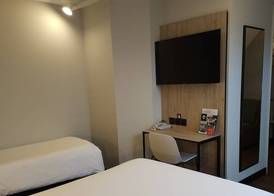 ibis Creil Sur Oise 4