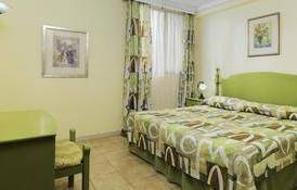 Paradise Court Suites 5
