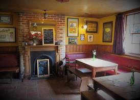 The Three Horseshoes 4