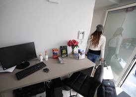 8room Hotel 2