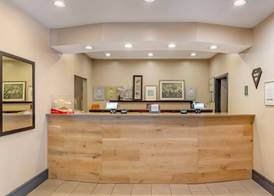 Country Inn & Suites by Radisson, Atlanta Galleria-Ballpark, GA 5