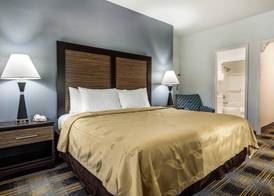 Quality Inn near Six Flags Douglasville 4