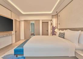Athiva Pulse Navi Mumbai, Autograph Collection 4