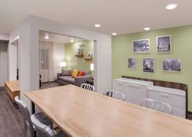 WoodSpring Suites Houston 288 South Medical Center 4