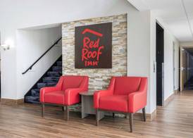 Red Roof Inn & Suites Middleborough 4
