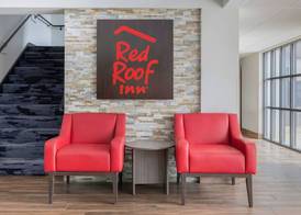 Red Roof Inn & Suites Middleborough 5
