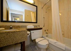 Quality Inn & Suites 2
