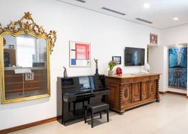 Rex Lifestyle Hotel 4