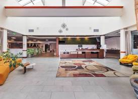 Medallion Inn and Suites 3