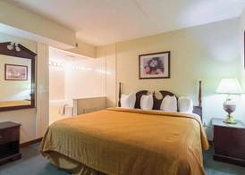 Eco Lodge Inn & Suites Bentonville near I 49 4