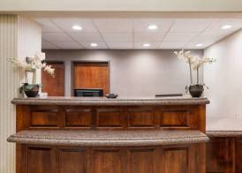 Hawthorn Suites by Wyndham Napa Valley 2
