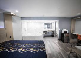 Travelodge by Wyndham Whittier 4