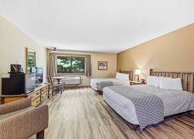 The Lodge at Crooked Lake 5