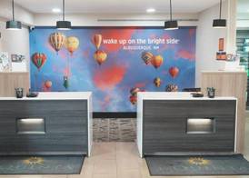 La Quinta Inn by Wyndham Albuquerque Airport 4