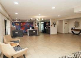 La Quinta Inn by Wyndham Albuquerque Airport 5
