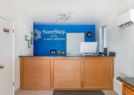 SureStay Hotel by Best Western Findlay 3