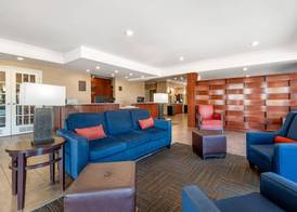 Comfort Suites Elizabethtown 3