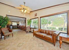 Americas Best Value Inn and Suites Warren Detroit 3