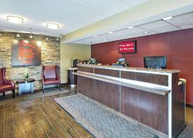 Red Roof Inn Louisville Expo Airport 3