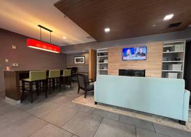 Country Inn & Suites by Radisson, Novi, MI 5
