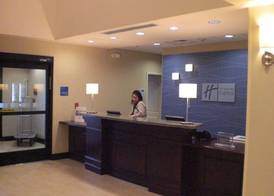 Holiday Inn Express & Suites CLOVIS-FRESNO AREA by IHG 3