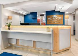 Microtel Inn & Suites by Wyndham Greenville / Woodruff Rd 4