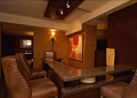 Mountain Side Hotel Whistler By Executive 2