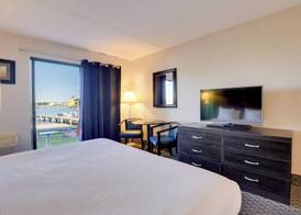 The Bay Resort 3