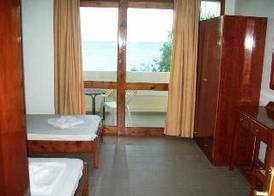 Kato Stalos Beach 4