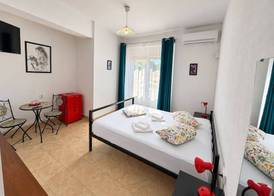 Taxi Hostel 2