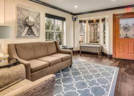 Quality Inn & Suites Dallas-Cityplace 2