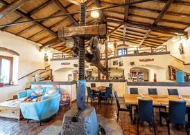Etna Quota Mille Boutique Hotel, Typical Sicilian Food & Wine 5