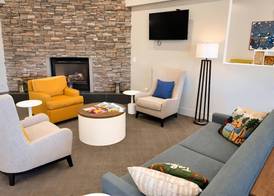 Comfort Inn Holland 3