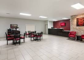 Red Roof Inn Temple 4