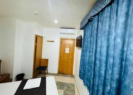 Hostal Mont Thabor 3