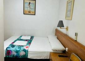 Hostal Mont Thabor 4