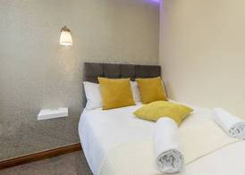 Kensington Olympia 5