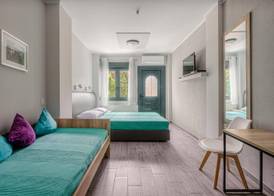 River Side Rooms 3