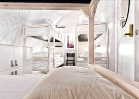 Ramilton Old Town Hostel 2