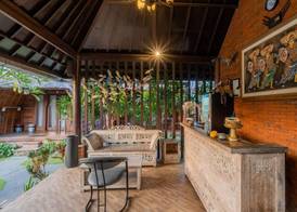 Poedja Villa Jimbaran 2