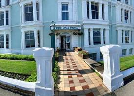 Four Oaks Hotel 4