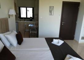 Carisa Suites and Apartments 3