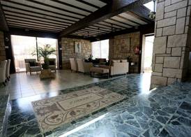 Dionysos Central Hotel 3