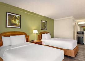 Baymont By Wyndham Daytona Beach/Intl Speedway 5