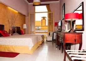 Hotel E La Ronda 2