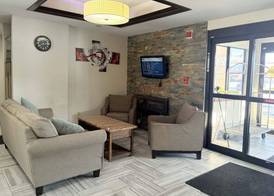 AmericInn by Wyndham Holland MI 3