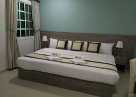 Sovereign Hotel - Marriage Certificate Required 4