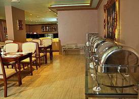 Monroe Hotel & Suites 2