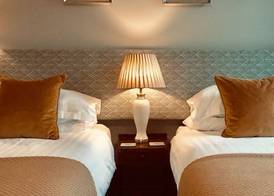 Bridge House Hotel 3