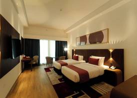 Ramada by Wyndham Abu Dhabi Al Sharia 3